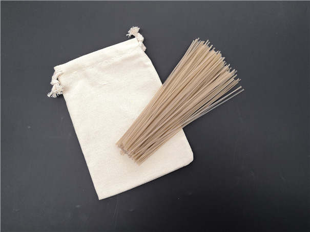 全自動(dòng)紅薯粉條加工設(shè)備-粉條 全自動(dòng)紅薯粉條加工設(shè)備-粉條