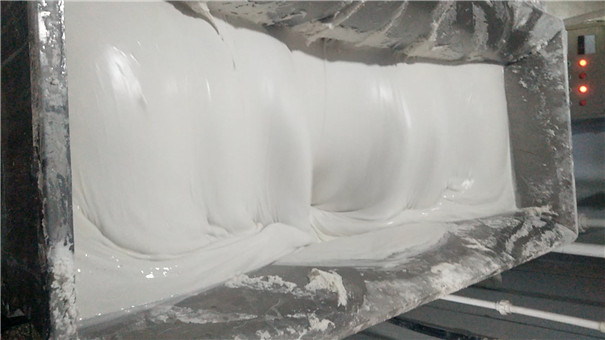 仿手工紅薯粉條機(jī)生產(chǎn)線是怎樣加工粉條的？漏瓢環(huán)節(jié)有哪些講究？